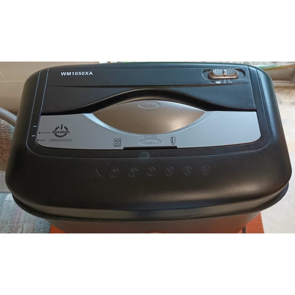 Aurora WM1050XA Paper Shredder 10 Sheet Cross Cut Home Office Credit Card